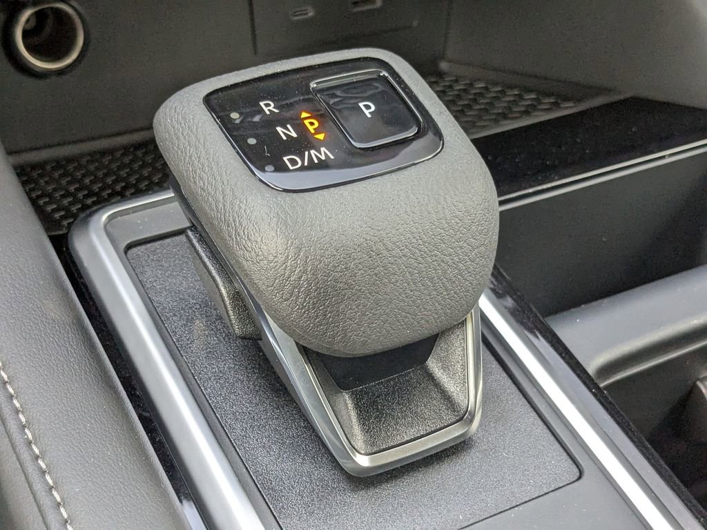 New 2025 Nissan Pathfinder SV image 22