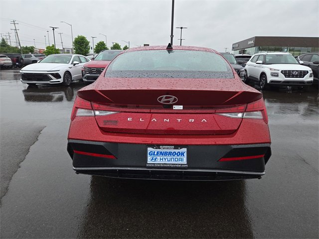 New 2025 Hyundai Elantra SEL image 7