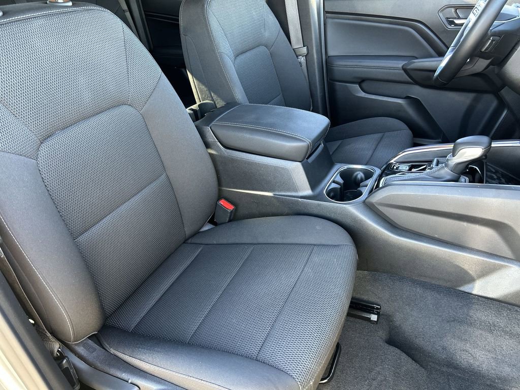 Used 2025 GMC Canyon Elevation image 27