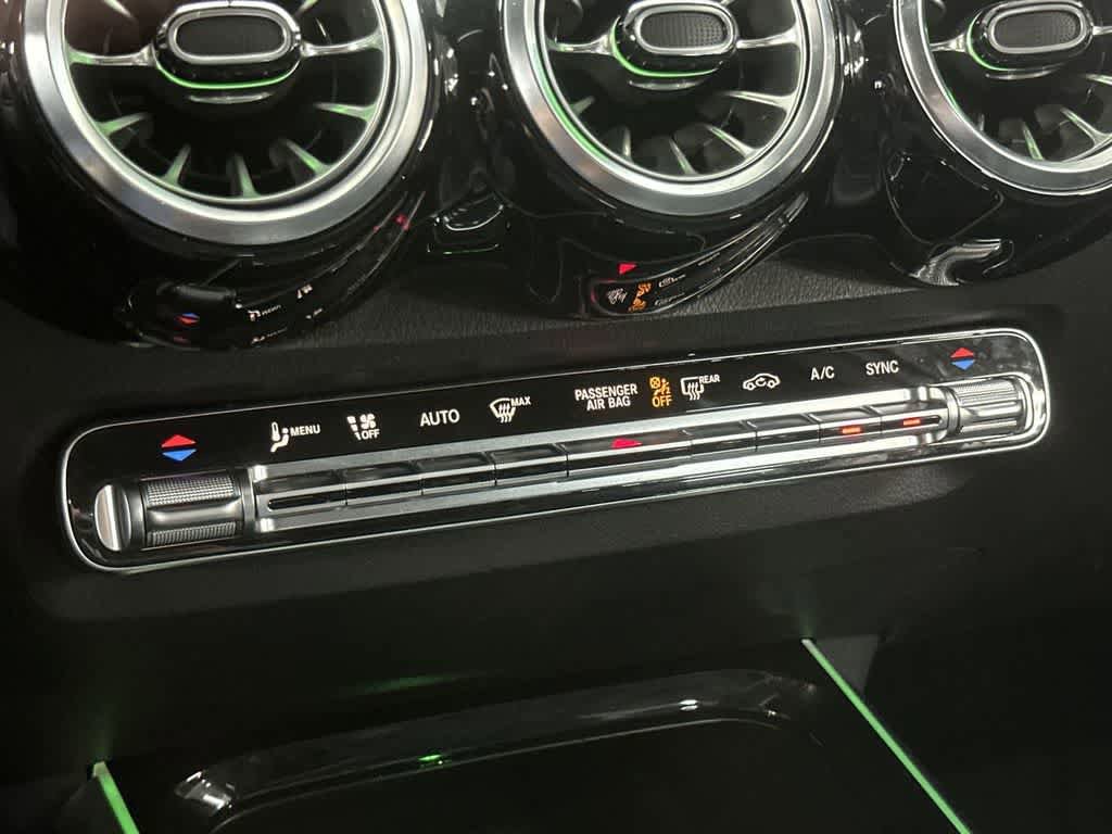 Used 2023 Mercedes-Benz GLB 250 image 20