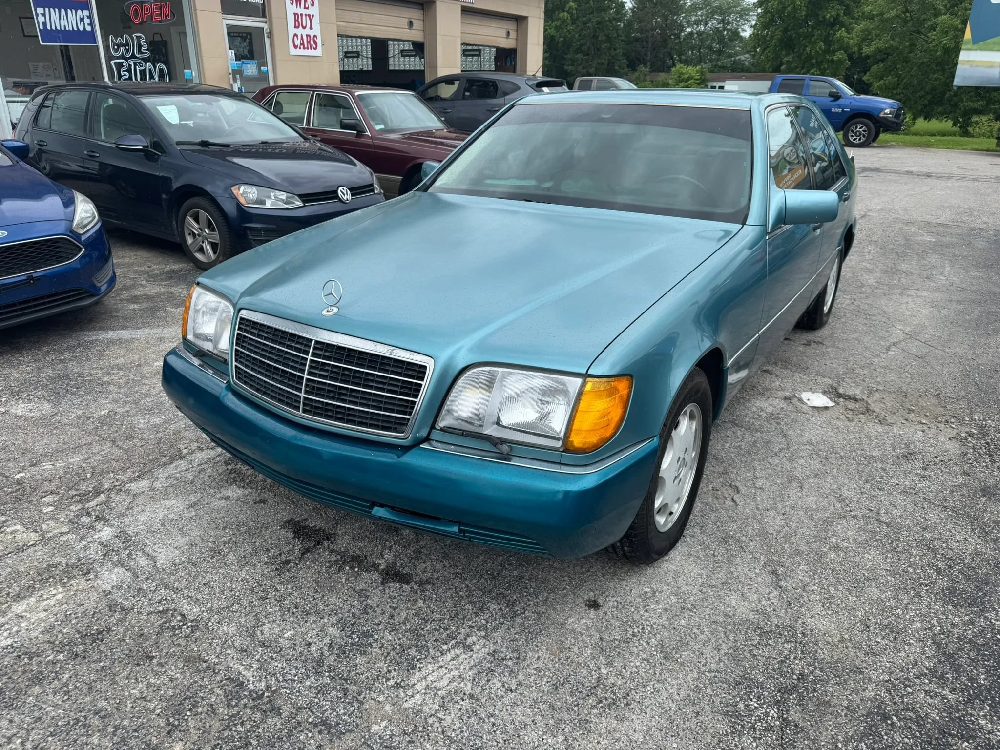 Used 1992 Mercedes-Benz 400 E image 2