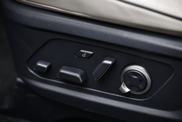 Used 2023 Hyundai Palisade Calligraphy image 23