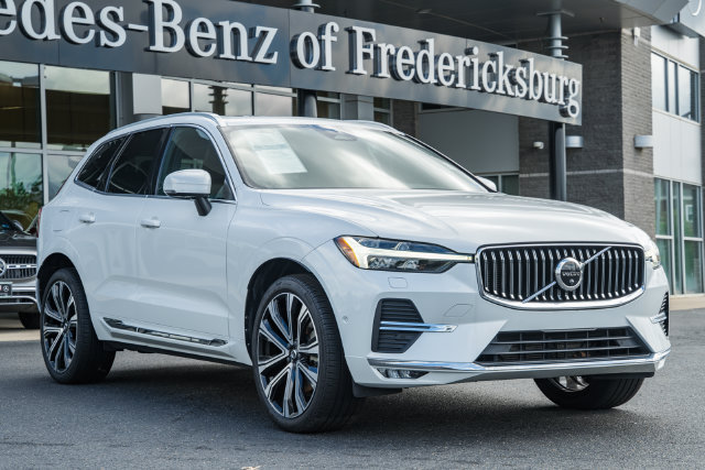 Used 2023 Volvo XC60 B6 Ultimate w/ Protection Package Premier