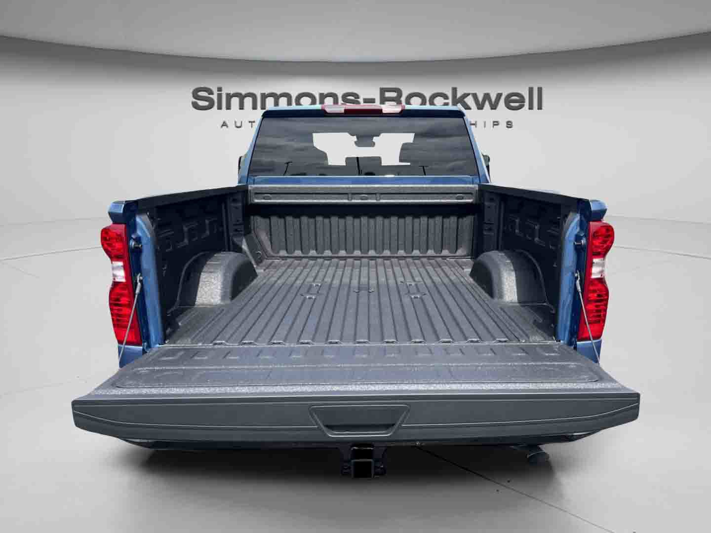 New 2026 Chevrolet Silverado 2500 Custom w/ Custom Convenience Package AWD/4WD image 25