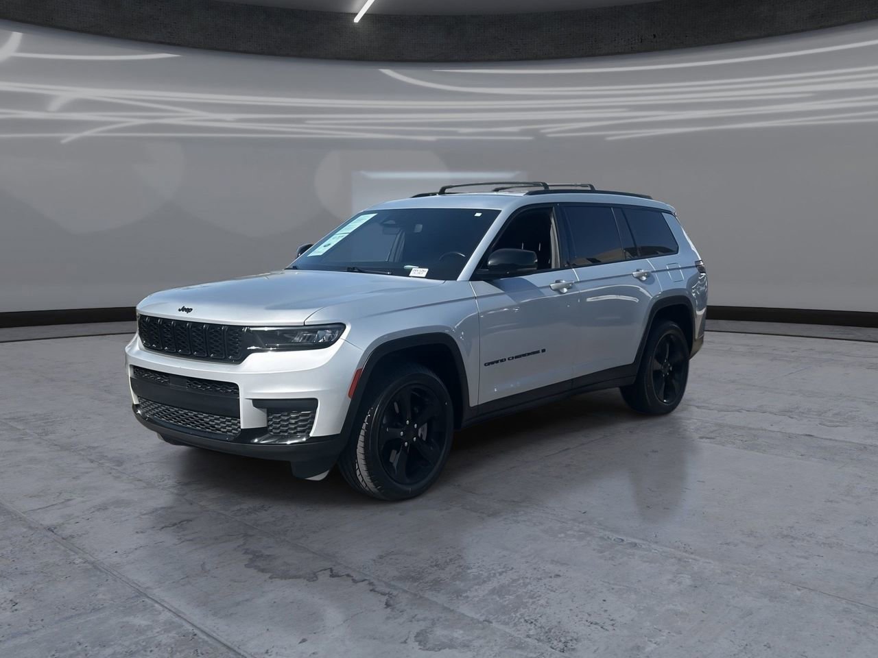 Used 2022 Jeep Grand Cherokee L Laredo AWD/4WD image 3