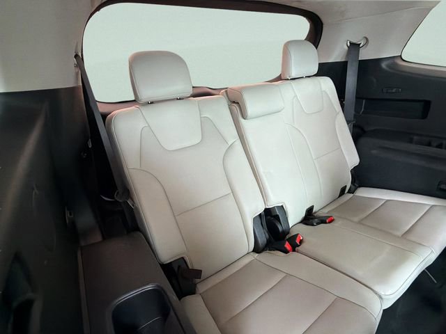 Used 2021 Kia Telluride SX w/ SX Prestige Package image 14