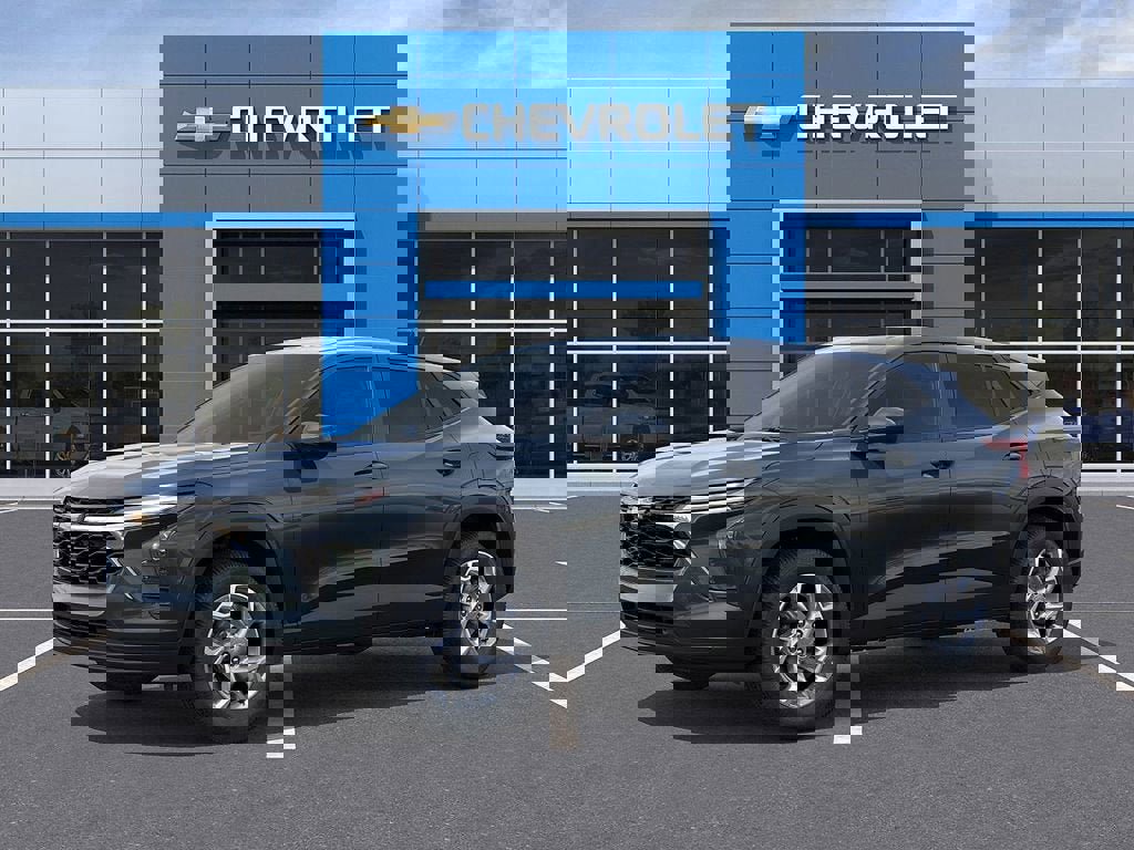 New 2026 Chevrolet Trax LS w/ LS Convenience Package image 3