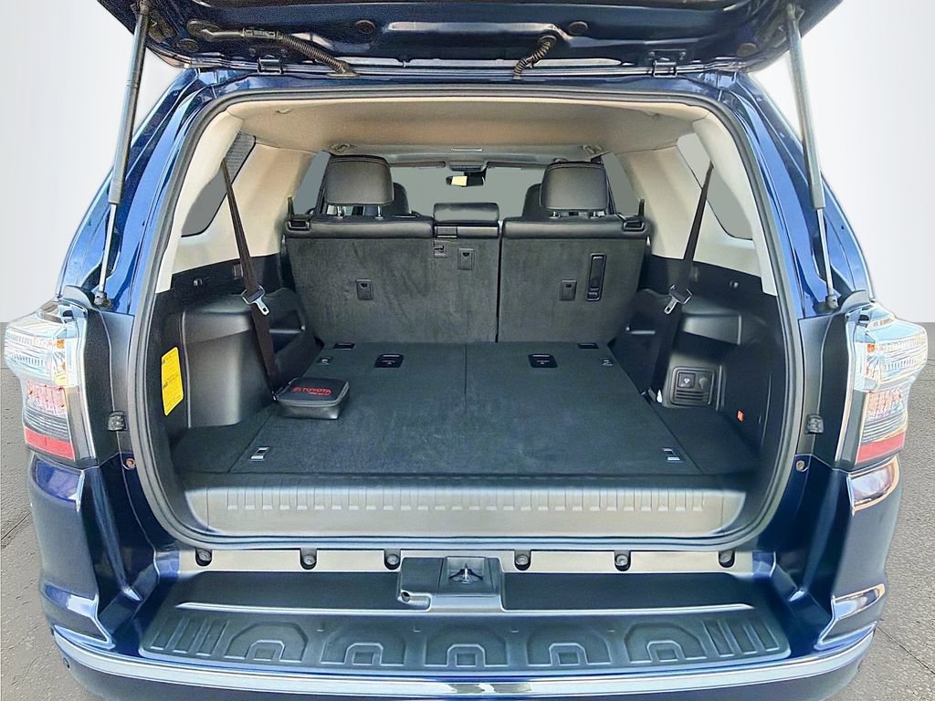 Used 2022 Toyota 4Runner Limited image 14
