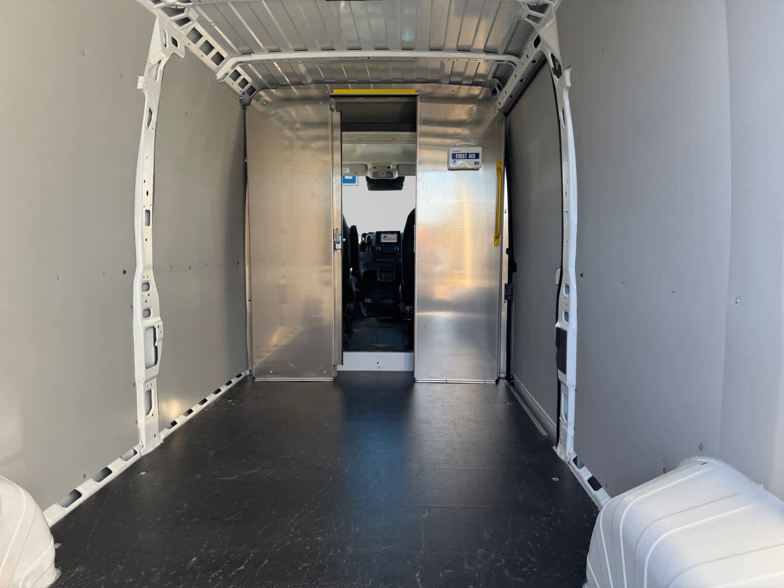 Used 2025 RAM ProMaster 2500 w/ Convenience Group image 13
