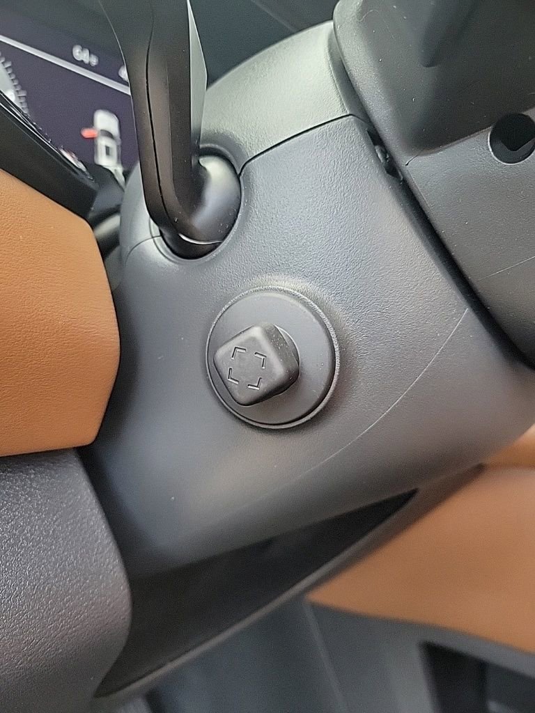 Used 2023 Nissan Pathfinder Platinum w/ Cargo Package image 44