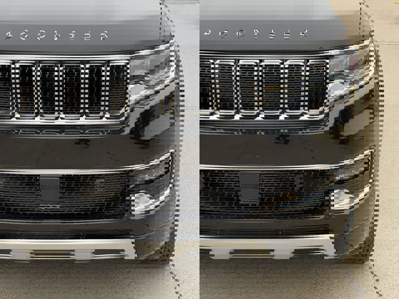 Used 2024 Jeep Wagoneer L Series II image 10