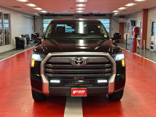 Used 2023 Toyota Tundra Limited AWD/4WD image 8
