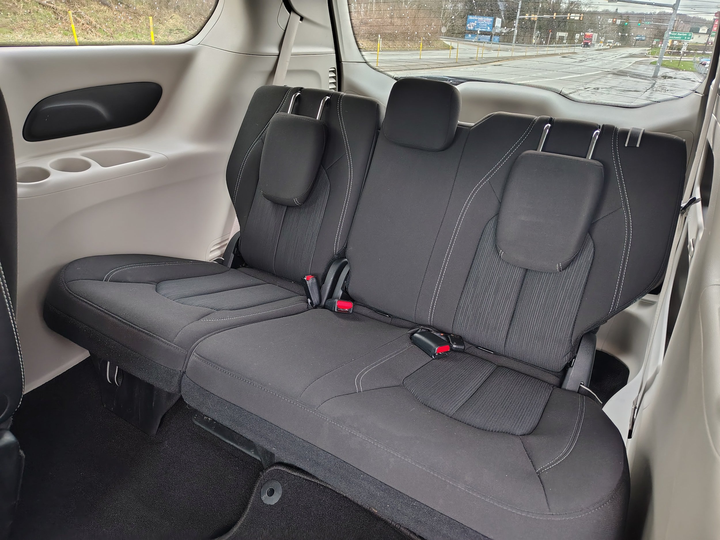 Certified 2024 Chrysler Voyager LX FWD image 35
