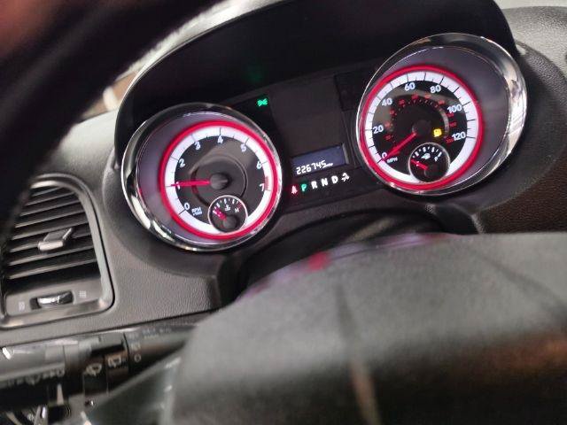 Used 2018 Dodge Grand Caravan SE FWD image 12