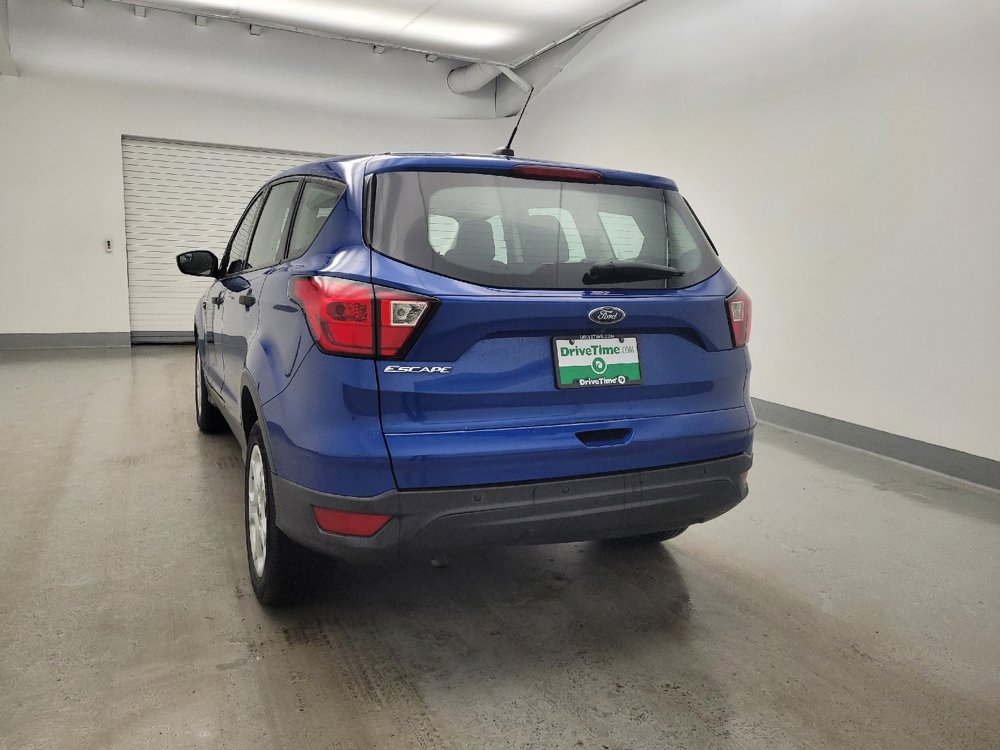 Used 2019 Ford Escape S image 6