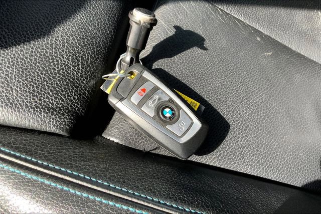 Used 2018 BMW M2 image 12