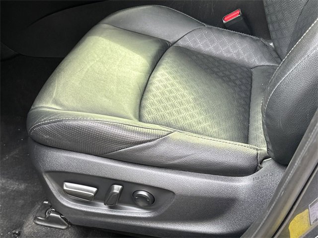 Certified 2021 Toyota C-HR Limited image 18