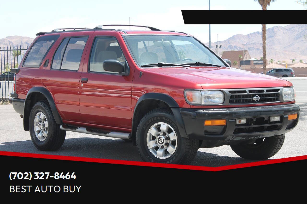 Used 1996 Nissan Pathfinder SE image 1