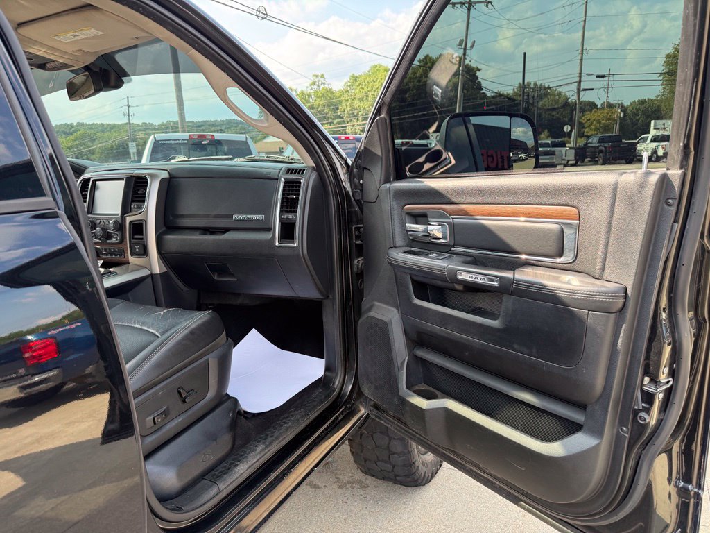 Used 2015 RAM 2500 Laramie AWD/4WD image 42