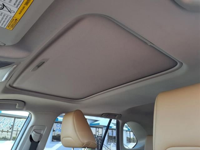 Used 2020 Toyota RAV4 Limited w/ Limited Grade Weather Package image 15