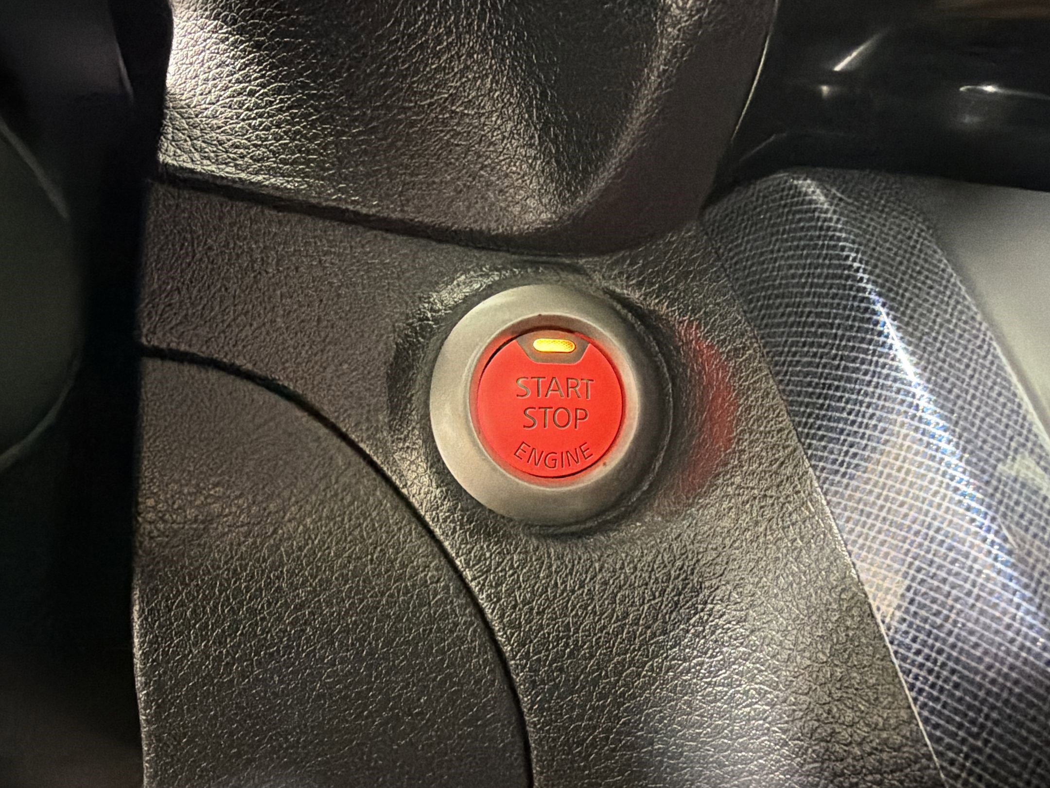 Used 2017 Nissan Sentra SR image 25