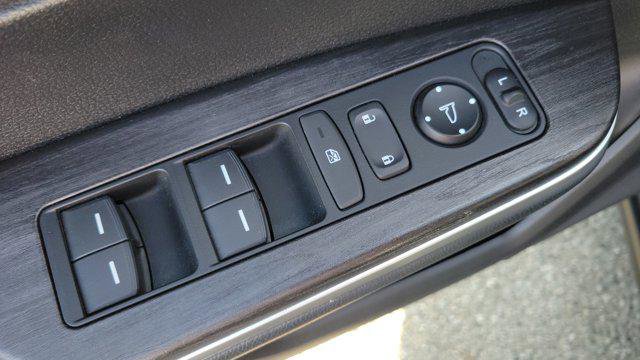 Used 2018 Honda Clarity Touring image 21