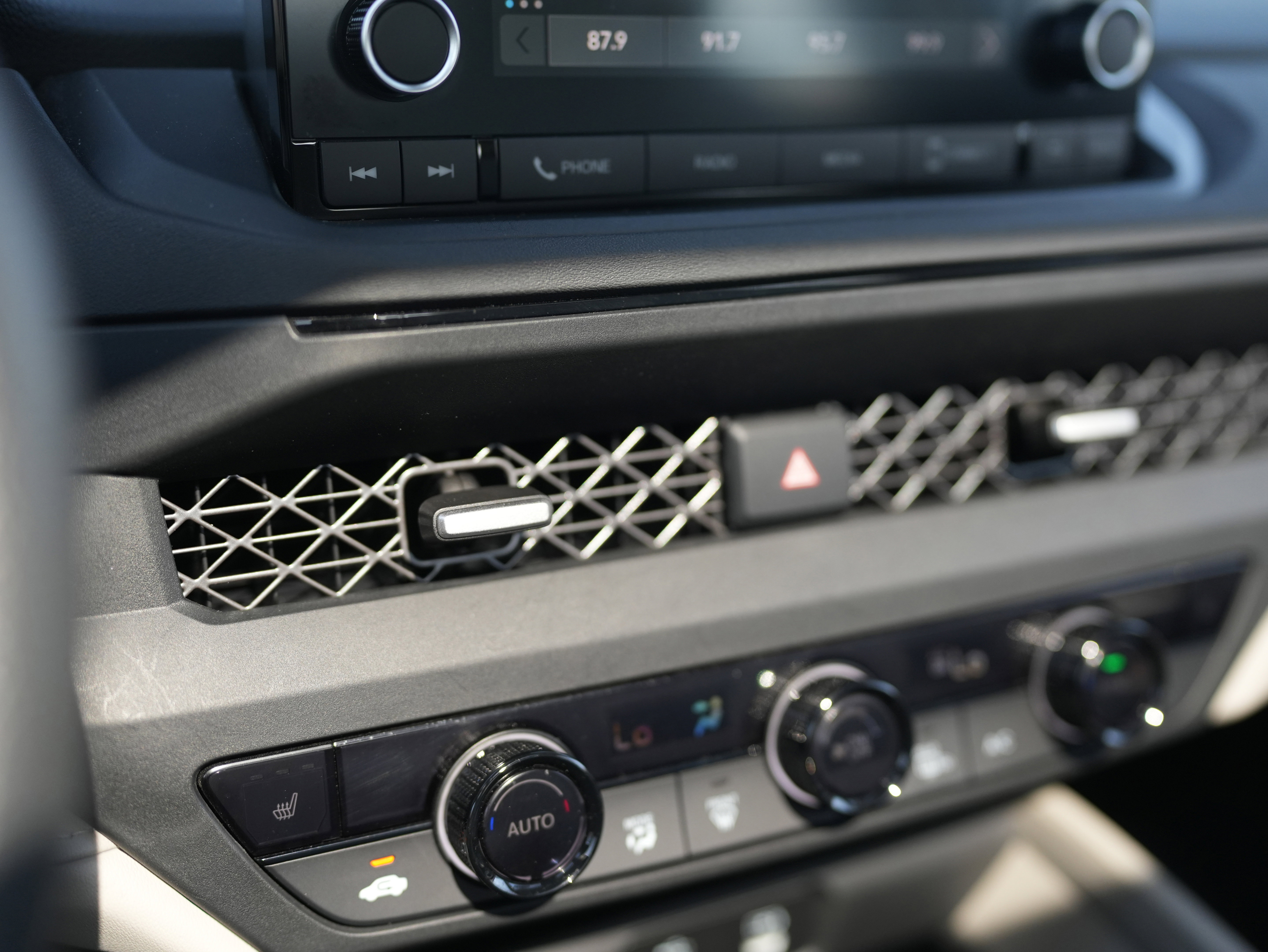 Used 2023 Honda Accord EX image 17