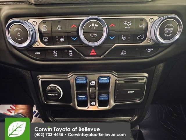 Used 2021 Jeep Wrangler Unlimited Islander image 25