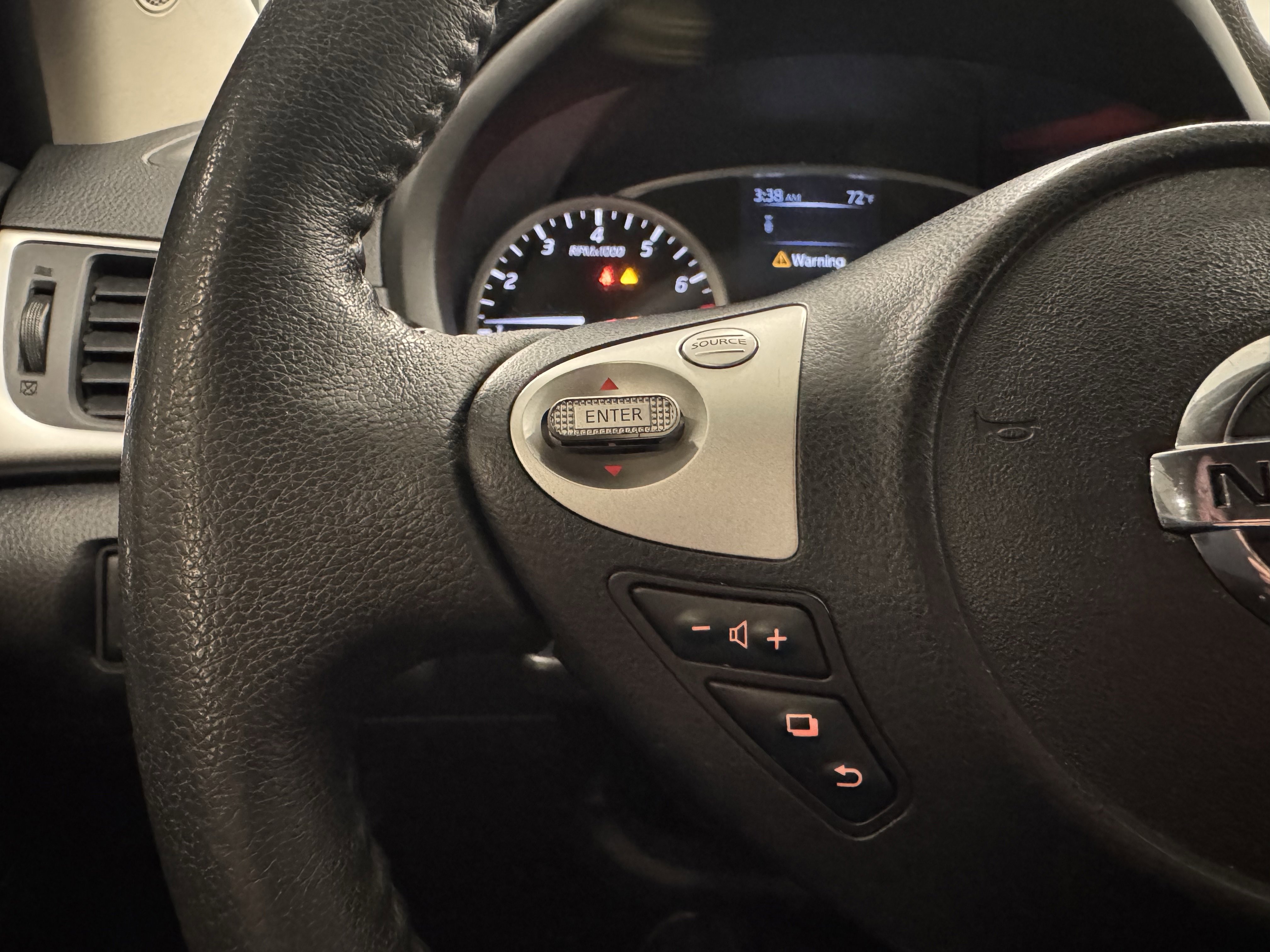 Used 2018 Nissan Sentra SR w/ Protection Package image 14