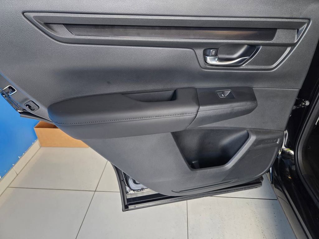 Certified 2025 Honda CR-V EX image 18