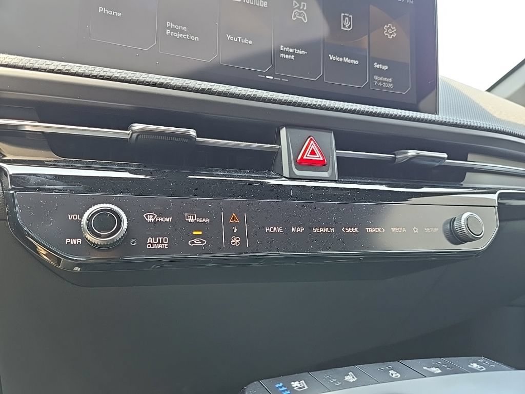 Certified 2025 Kia EV6 GT-Line AWD/4WD image 24