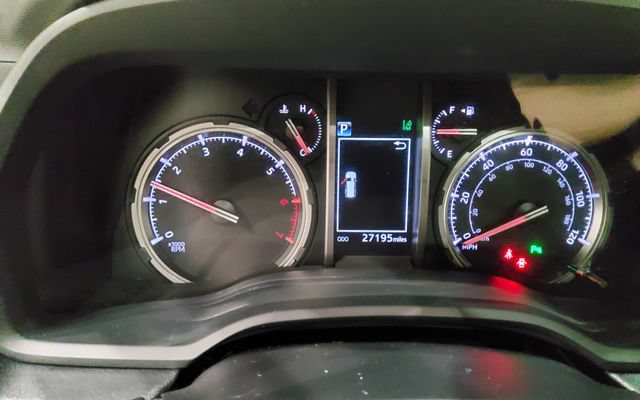 Used 2023 Toyota 4Runner Limited AWD/4WD image 19