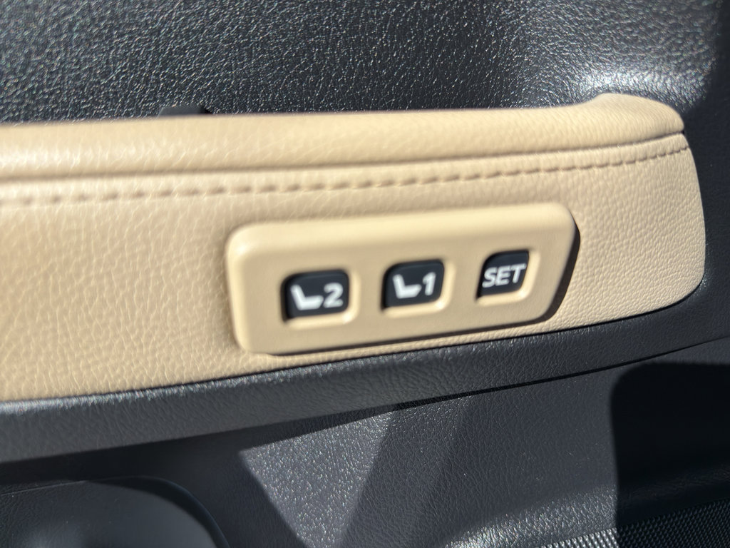Used 2023 Toyota 4Runner Limited image 25