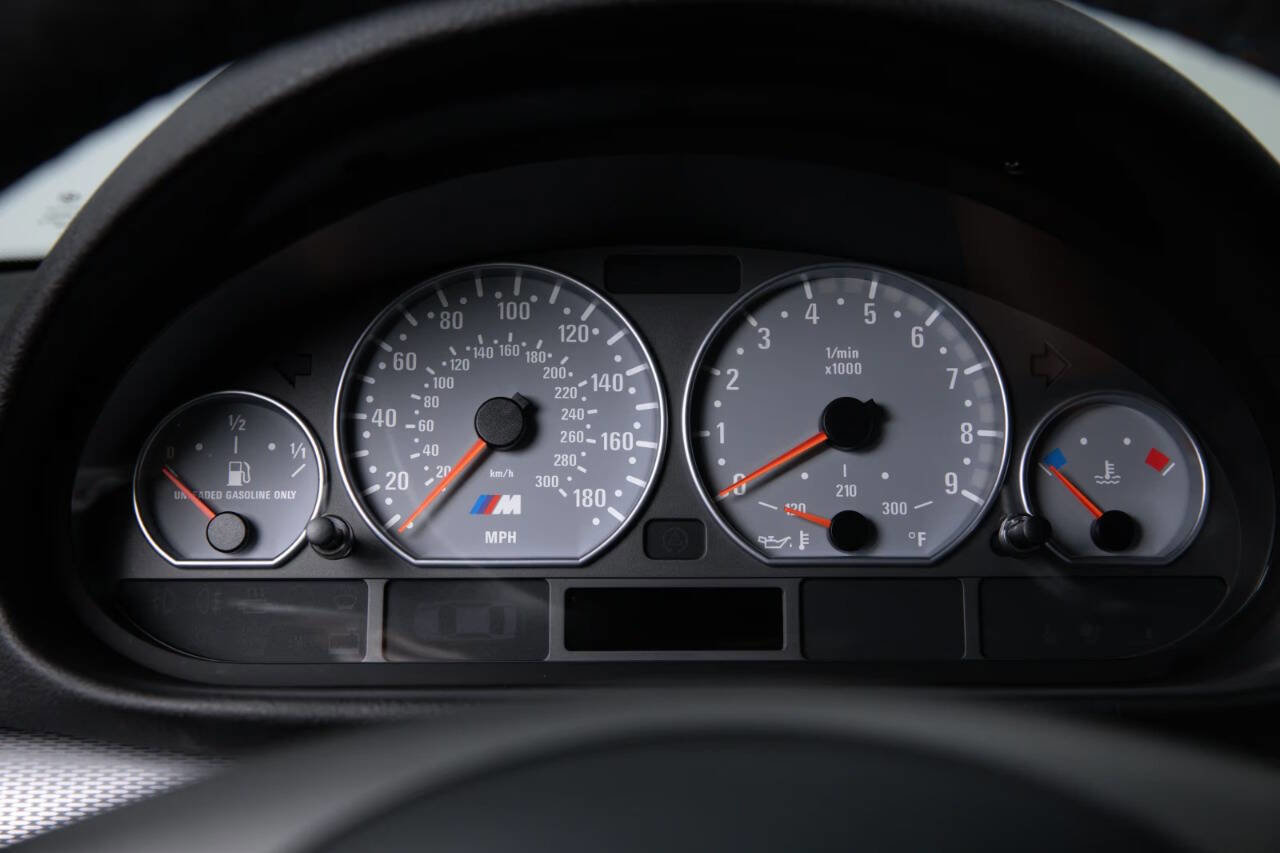 Used 2005 BMW M3 Coupe image 36