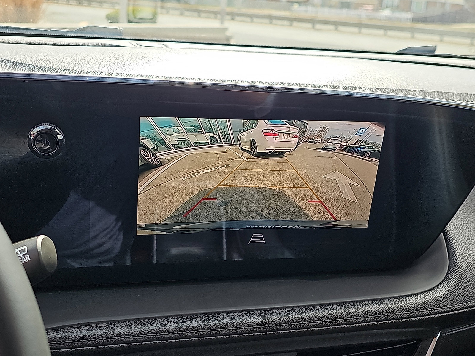 Used 2024 Buick Encore GX Sport Touring image 18