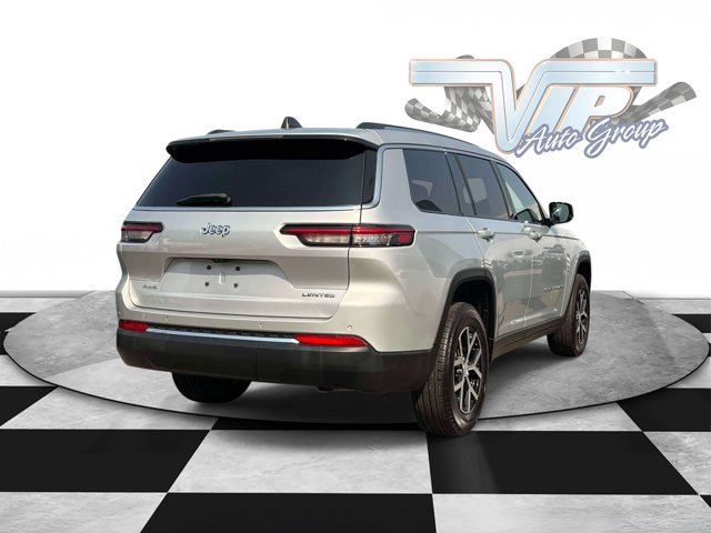 Used 2023 Jeep Grand Cherokee L Limited AWD/4WD image 4