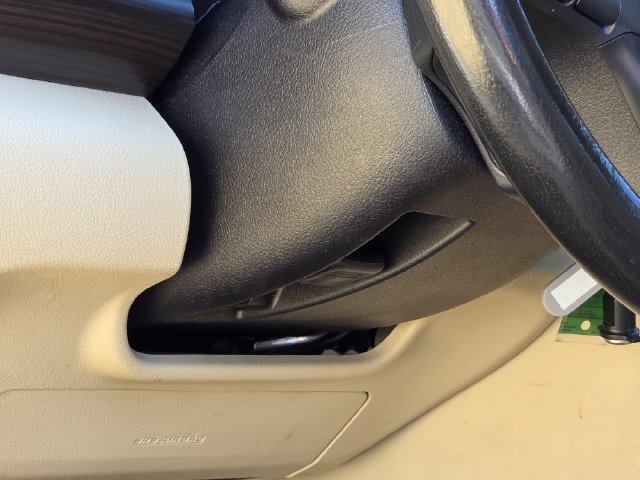 Used 2016 Toyota Camry XLE FWD image 17