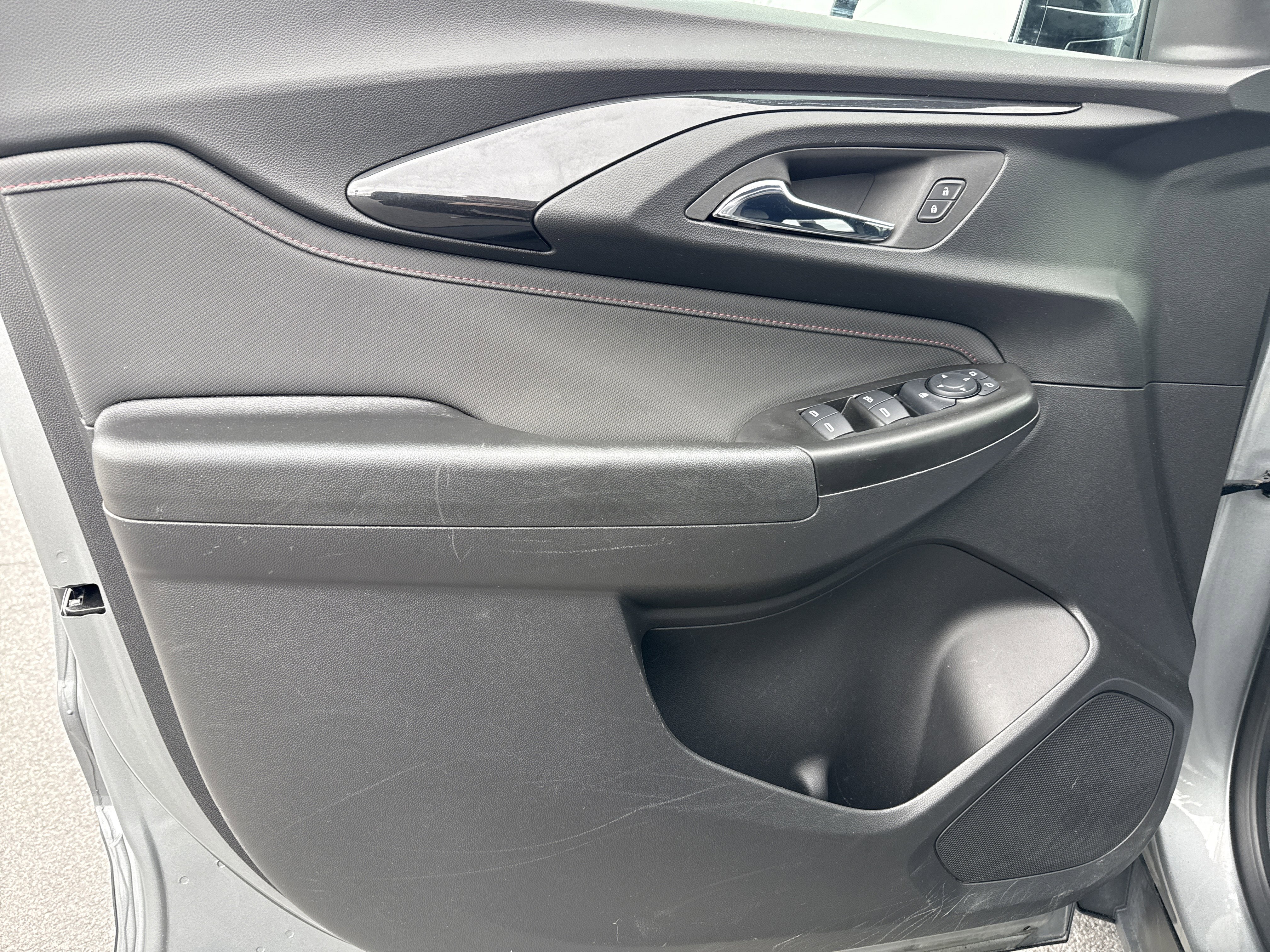 Used 2023 Chevrolet TrailBlazer RS w/ Convenience Package image 15