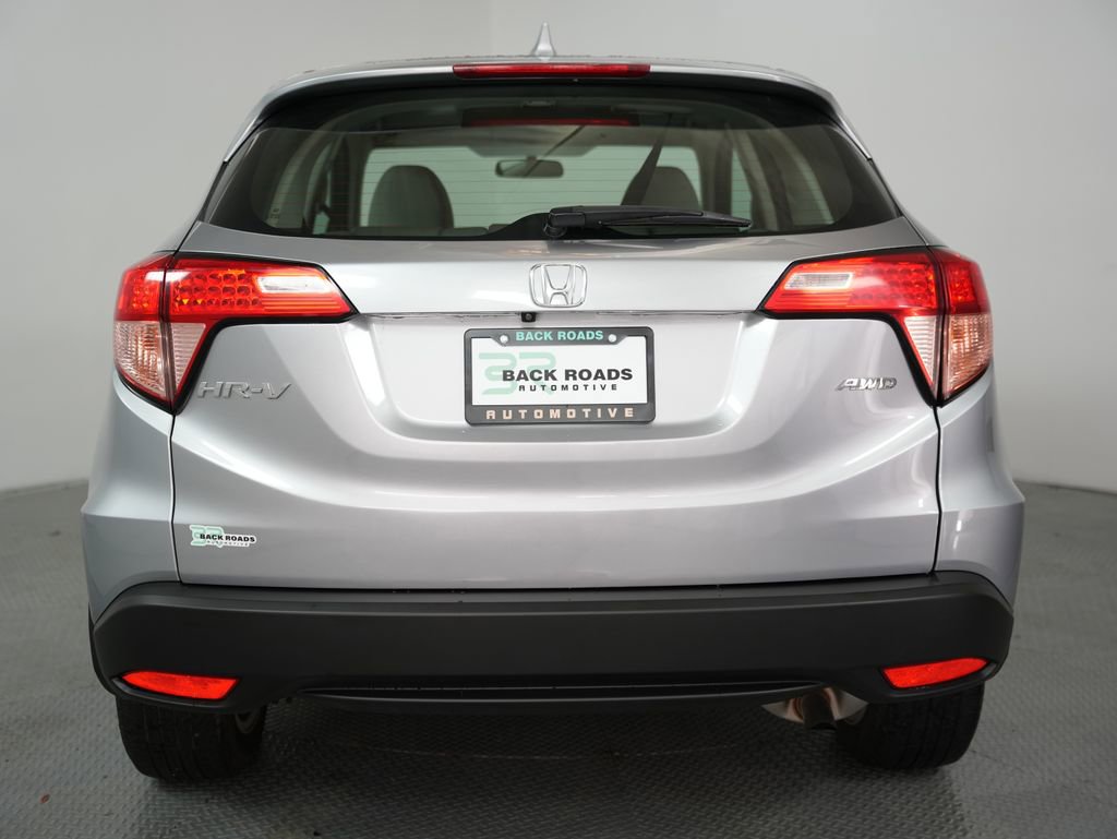 Used 2018 Honda HR-V LX image 9