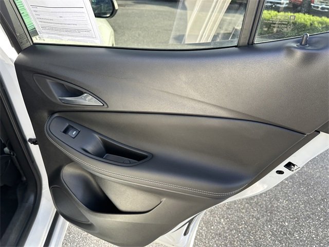 Used 2023 Buick Encore GX Select w/ Sport Touring Package image 38