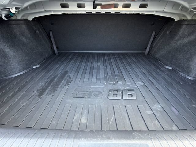 Used 2025 Toyota GR86 w/ ALL Weather Mat Package (TMS) RWD image 28