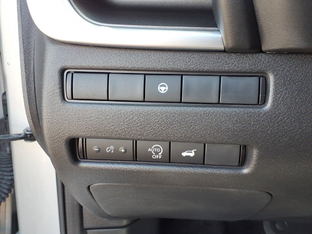 Certified 2023 Nissan Rogue SV w/ SV Premium B Package AWD/4WD image 19