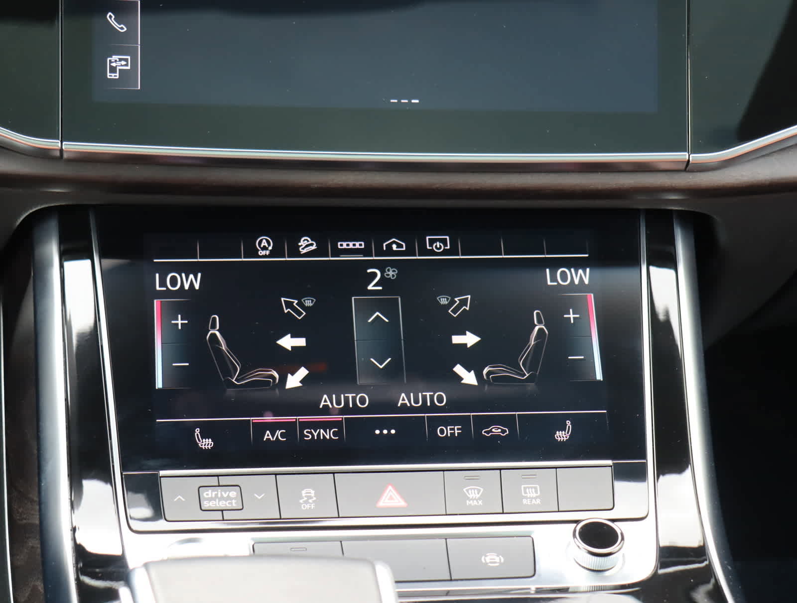 Used 2023 Audi Q8 Premium w/ Convenience Package image 25