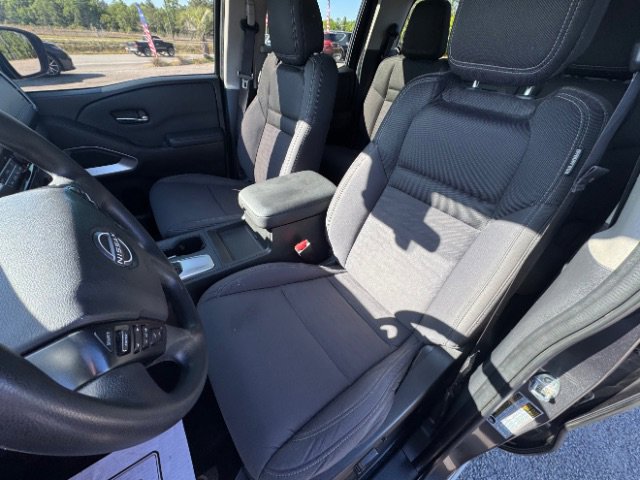 Used 2023 Nissan Frontier SV RWD image 10