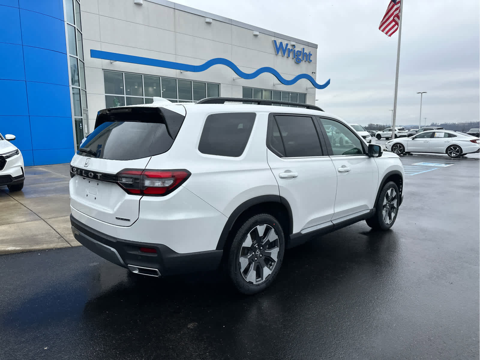 New 2026 Honda Pilot Touring image 8