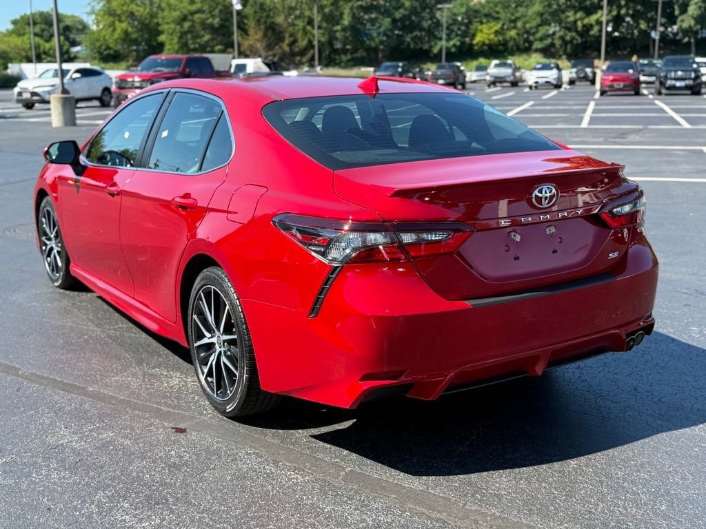 Certified 2021 Toyota Camry SE w/ Audio Upgrade Package FWD image 6