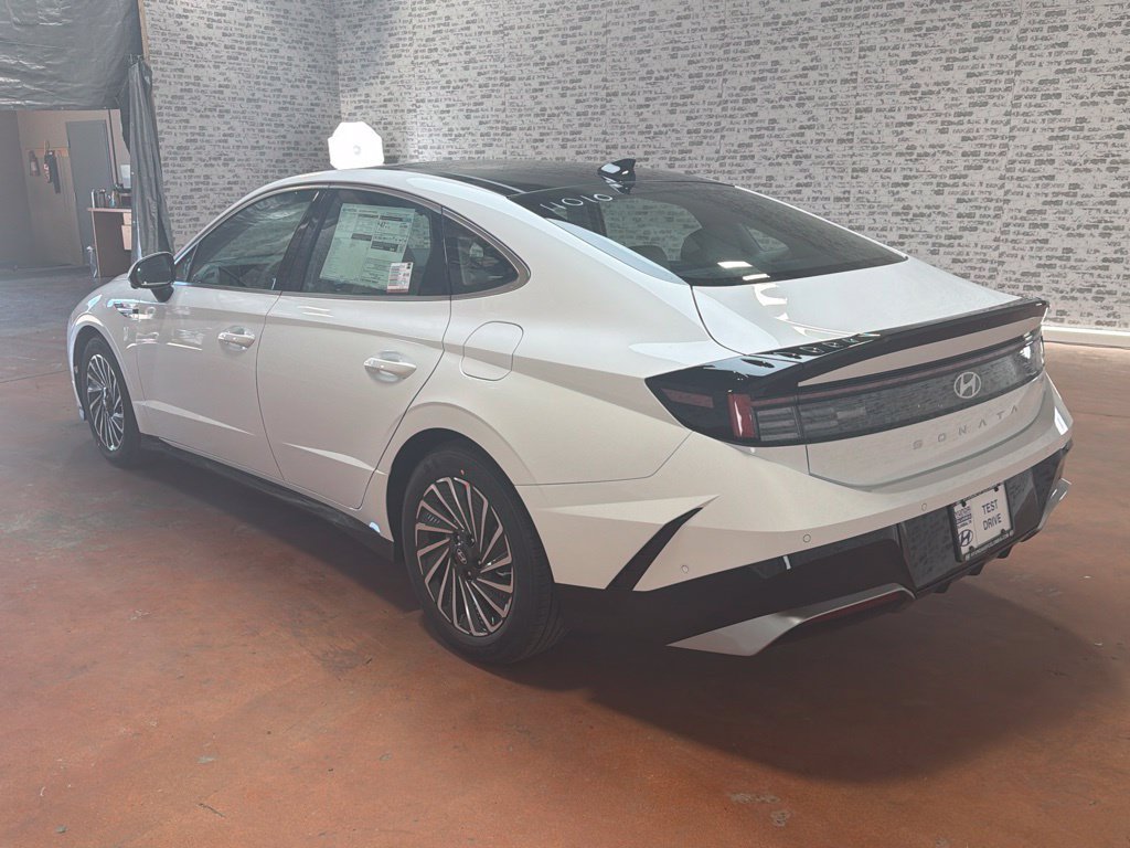 New 2027 Hyundai Sonata Limited FWD image 5