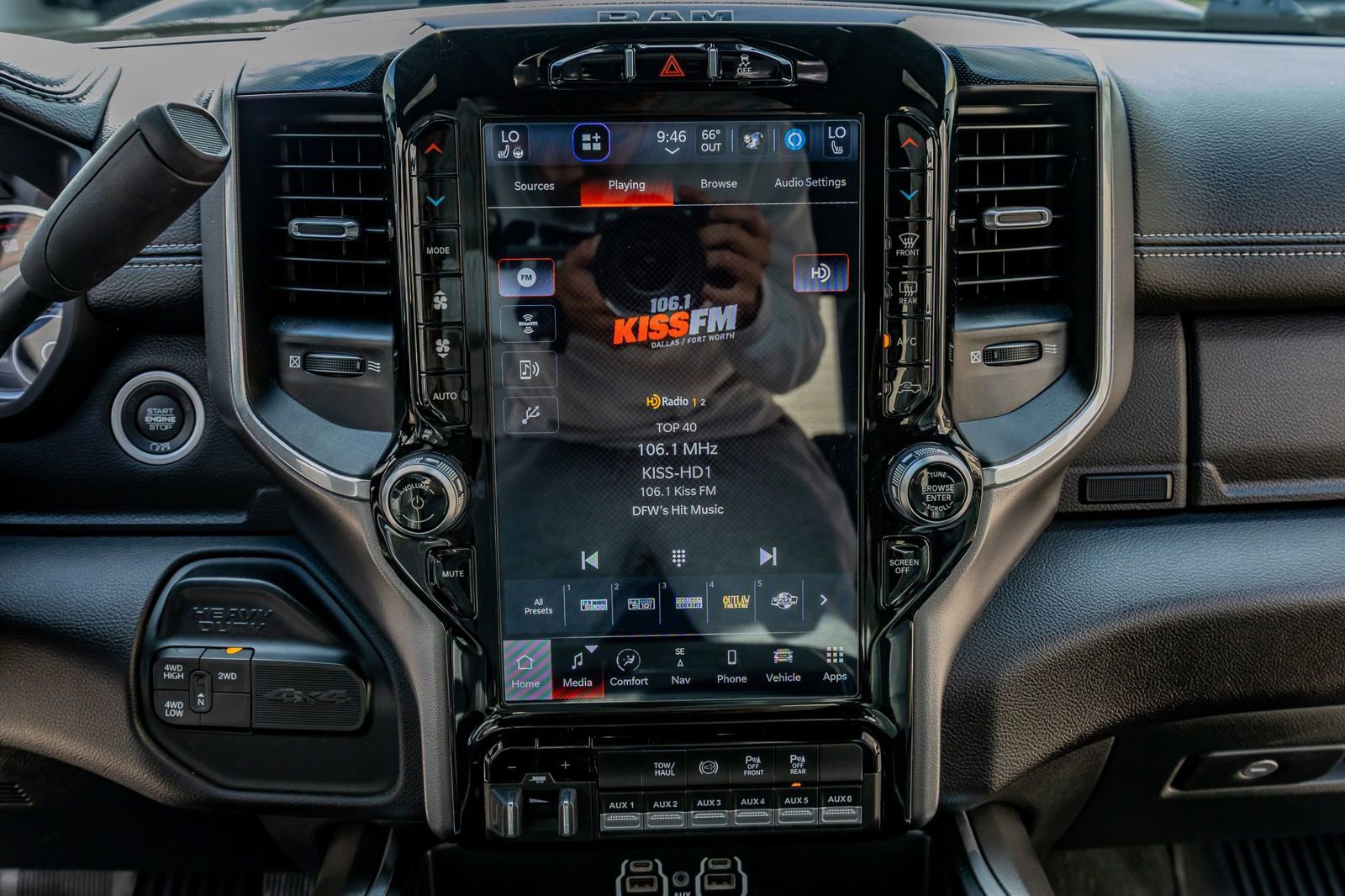 Used 2023 RAM 3500 Laramie w/ Night Edition image 25