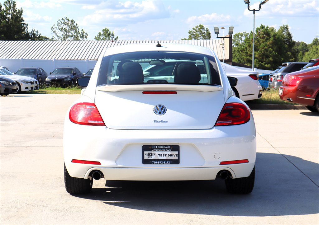 Used 2012 Volkswagen Beetle 2.0T FWD image 6