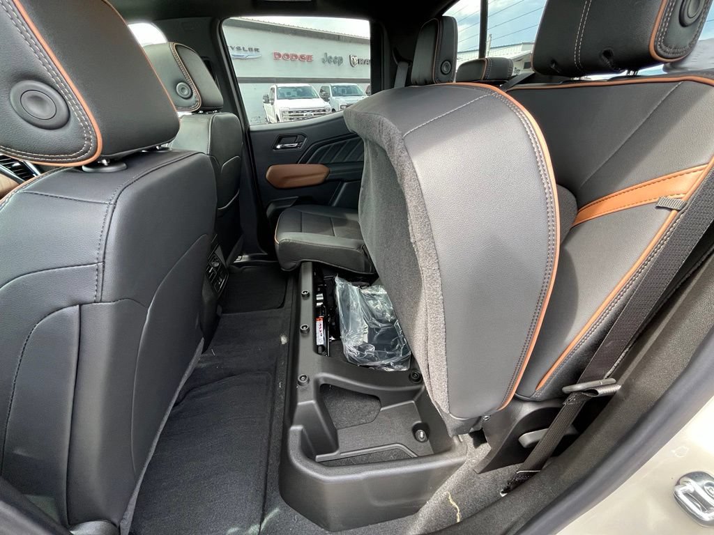 New 2026 GMC Canyon AT4 w/ Technology Plus Package AWD/4WD image 16